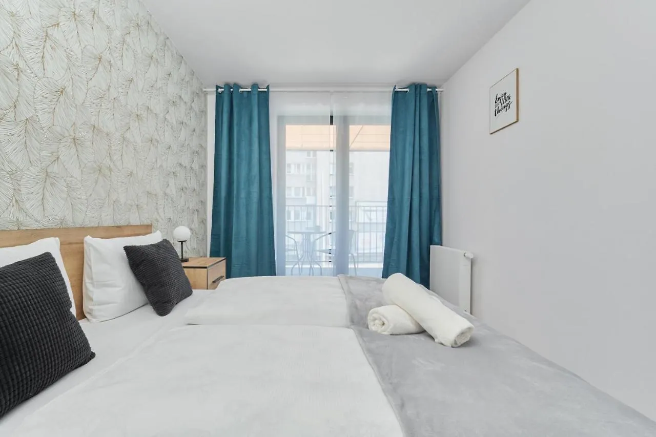 Nowoczesny Apartament Z Balkonem I Parkingiem W Centrum Wroclawia By Noclegi Renters