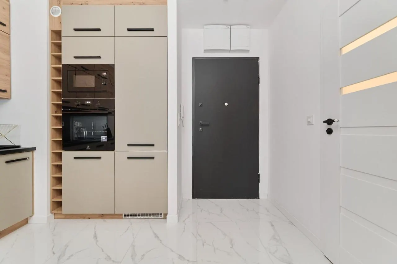 Nowoczesny Apartament Z Balkonem I Parkingiem W Centrum Wroclawia By Noclegi Renters